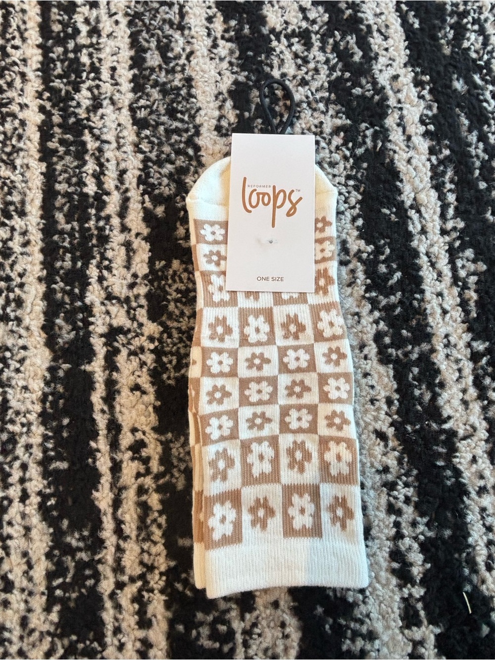 Loops Floral Check Crew Grip Socks